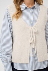 Cream Cladine Knit Slipover in Oatmeal
