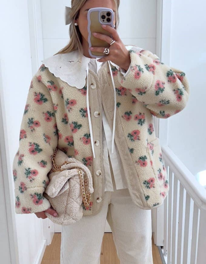 Rosa Clothing *BEST SELLER* Floral Sherpa Jacket in Pink Daisy