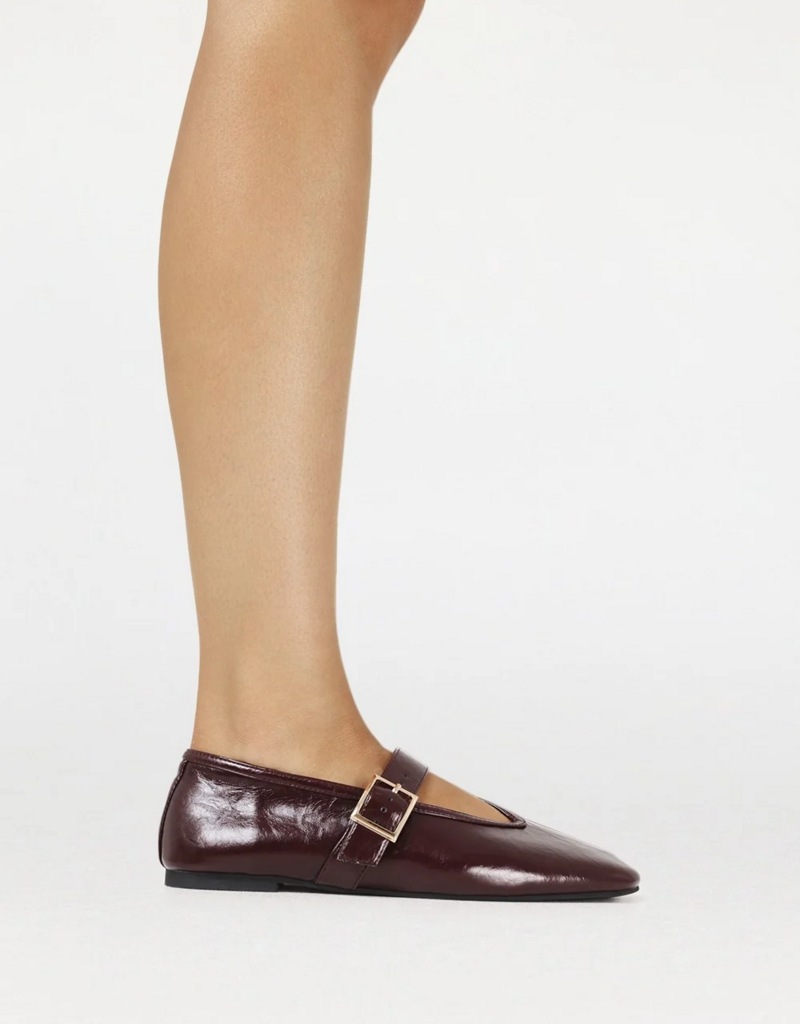 Billini Wednesday Buckle Flat in Faux Leather Bordeaux