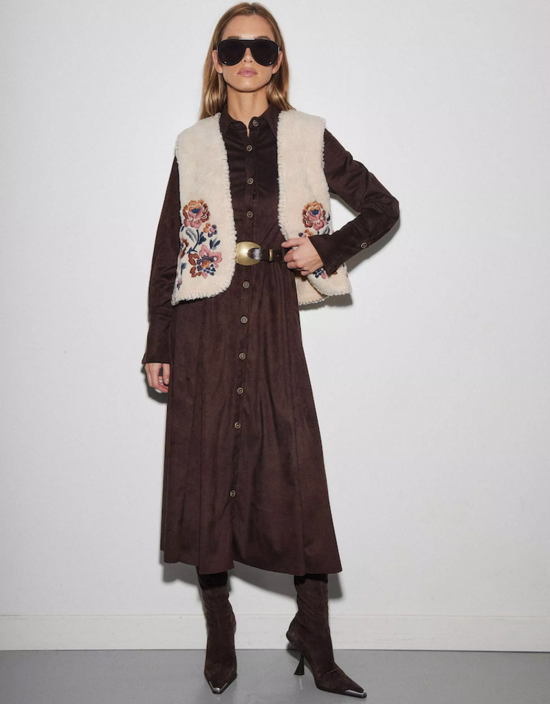 Louizon Yozza Embroidered Sherpa Vest in Ecru Cream