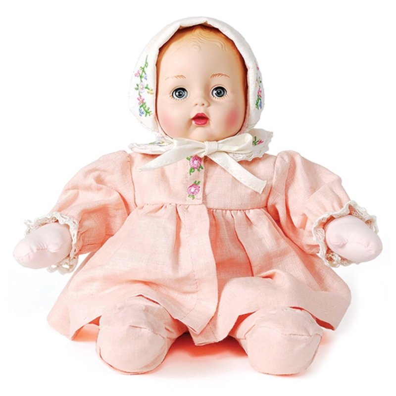 MADAME ALEXANDER 12" GOING TO GRANDMA'S HUGGUMS