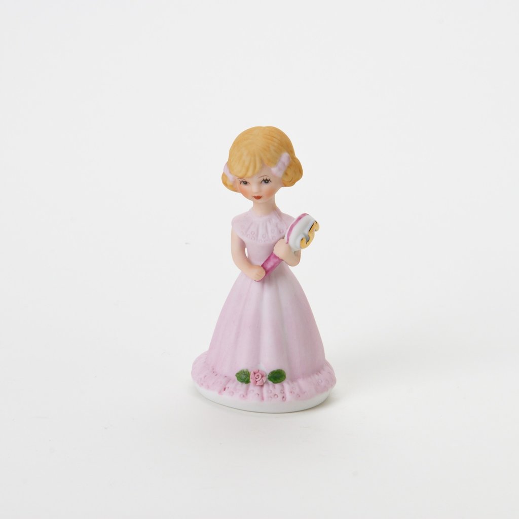 GROWING UP GIRLS GROWING UP GIRLS FIGURINE - AGE 5