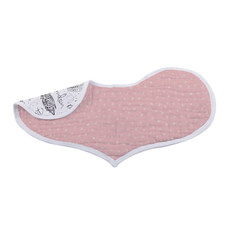 NEWCASTLE CLASSICS LLC HEART BIBS 2PK - LONDON/PARIS/NEW YORK