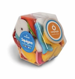 NEW PEOPLE COMPANY SQUIGEE - SILICONE BATH BODY