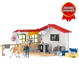 SCHLEICH VETERINARIAN PRACTICE WITH PETS