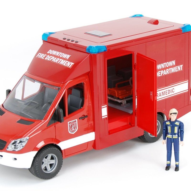 BRUDER MB SPRINTER PARAMEDIC WITH DRIVER