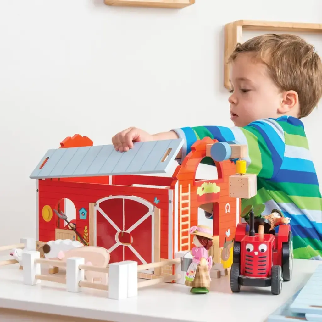 LE TOY VAN FARMYARD ANIMAL BARN