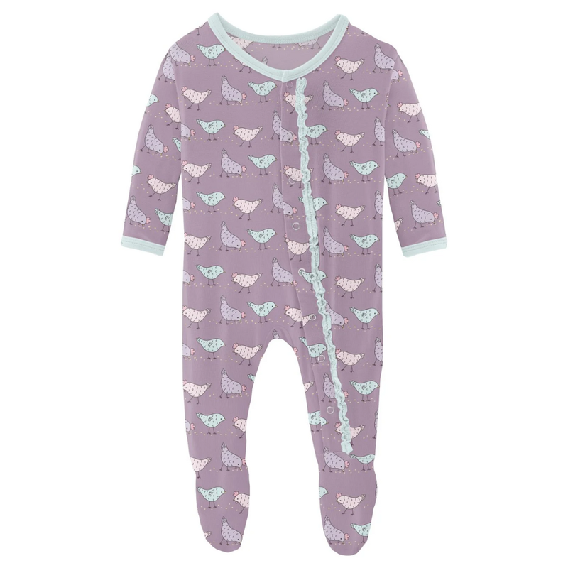 KICKEE PANTS CLASSIC RUFFLE FOOTIE W/2 WAY ZIPPER-LAV CHICKENS