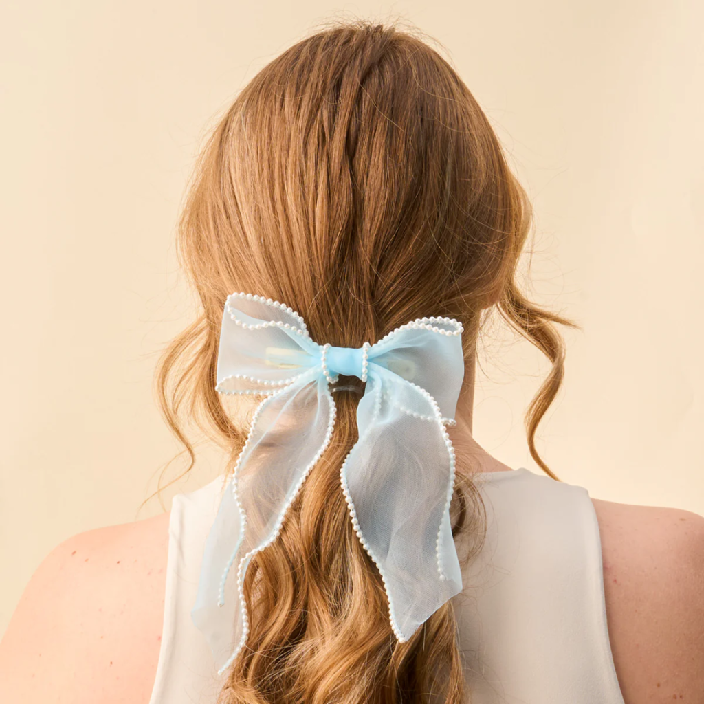 THE DARLING EFFECT SHEER PEARL HAIR BOW-BLUE