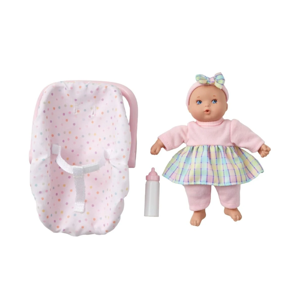 MADAME ALEXANDER LITTLE CUTIES 8"-ON THE GO PLAYSET