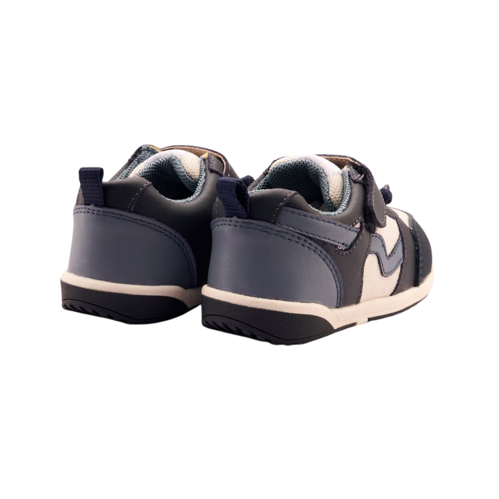 OLD SOLES FLY BY SQUAD