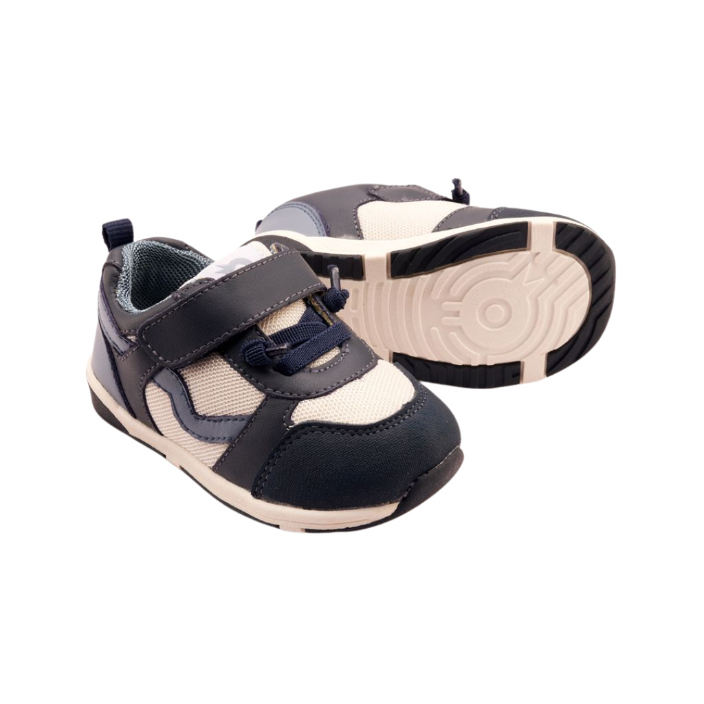 OLD SOLES FLY BY SQUAD