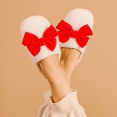 THE DARLING EFFECT FUZZY SLIPPERS-BETTY BOW RED