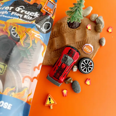 EARTH GROWN KIDDOUGHS MONSTER TRUCK KID DOUGH PLAY KIT