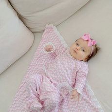 Lila + Hayes RUFFLED BLANKET-