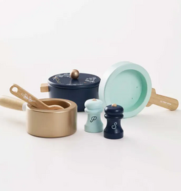 LE TOY VAN POTS AND PANS KITCHEN ACCESSORIES