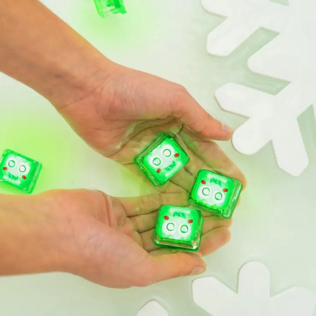 GLO GLO PALS CHRISTMAS LIGHT-UP CUBES