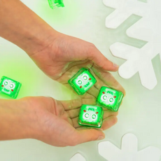 GLO GLO PALS CHRISTMAS LIGHT-UP CUBES