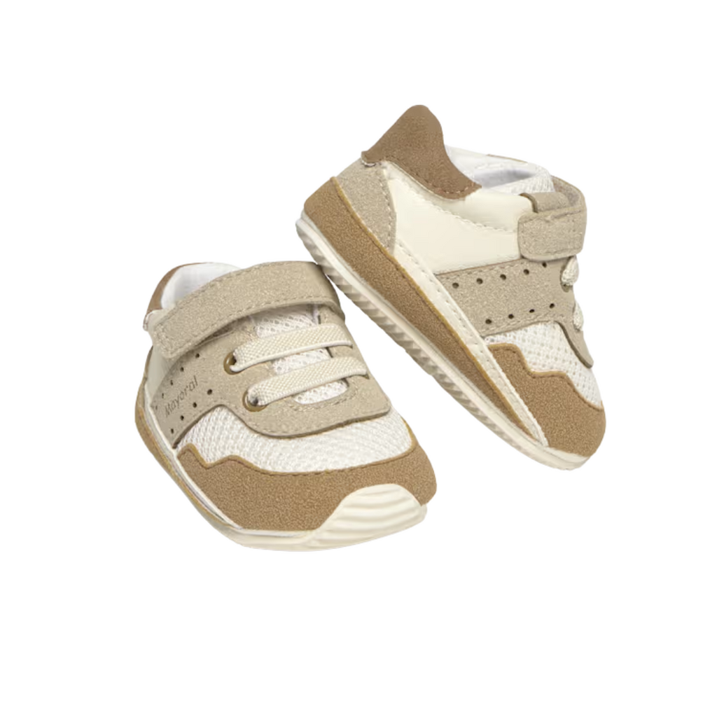 BOY'S SNEAKERS-BROWN & WHITE