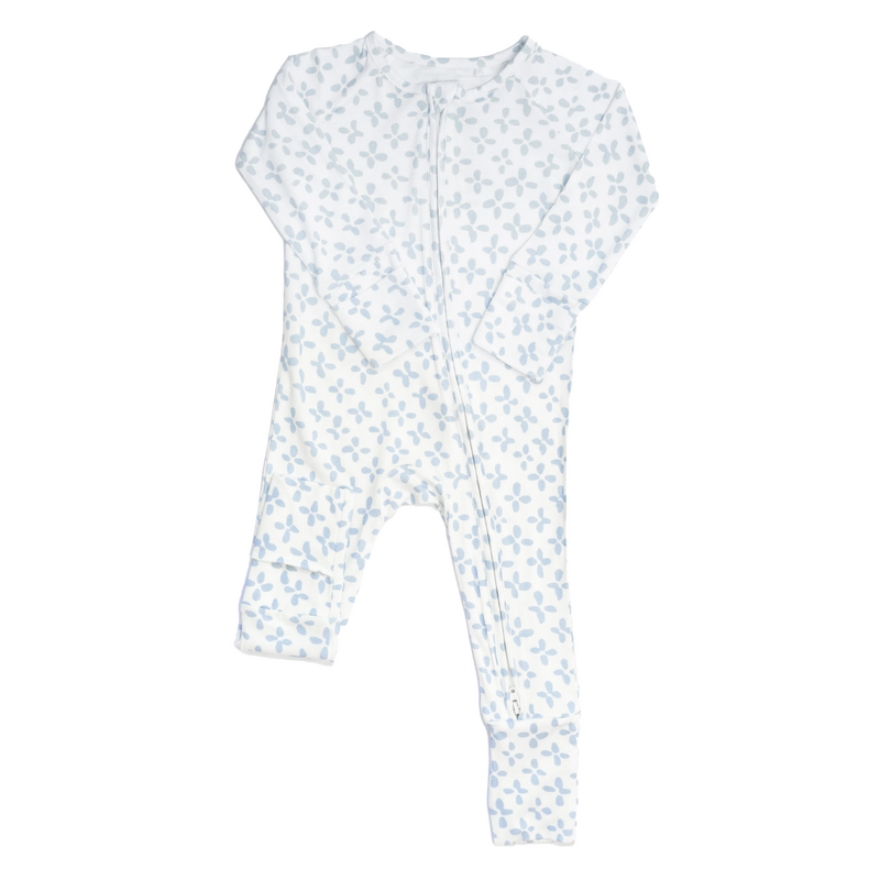 THE UPTOWN BABY SLEEP ROMPER -CLOVER LIGHT BLUE
