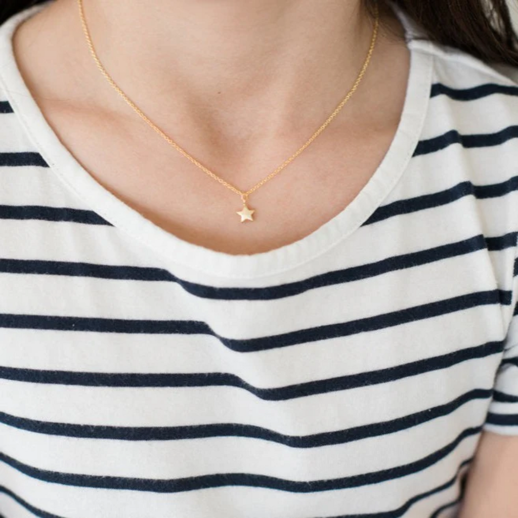 HELMSIE Mama & Me Moon And Star Necklace Set