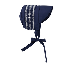 THE BEAUFORT BONNET COMPANY SWEETLY SMOCKED BONNET Nantucket Navy/Worth Ave White