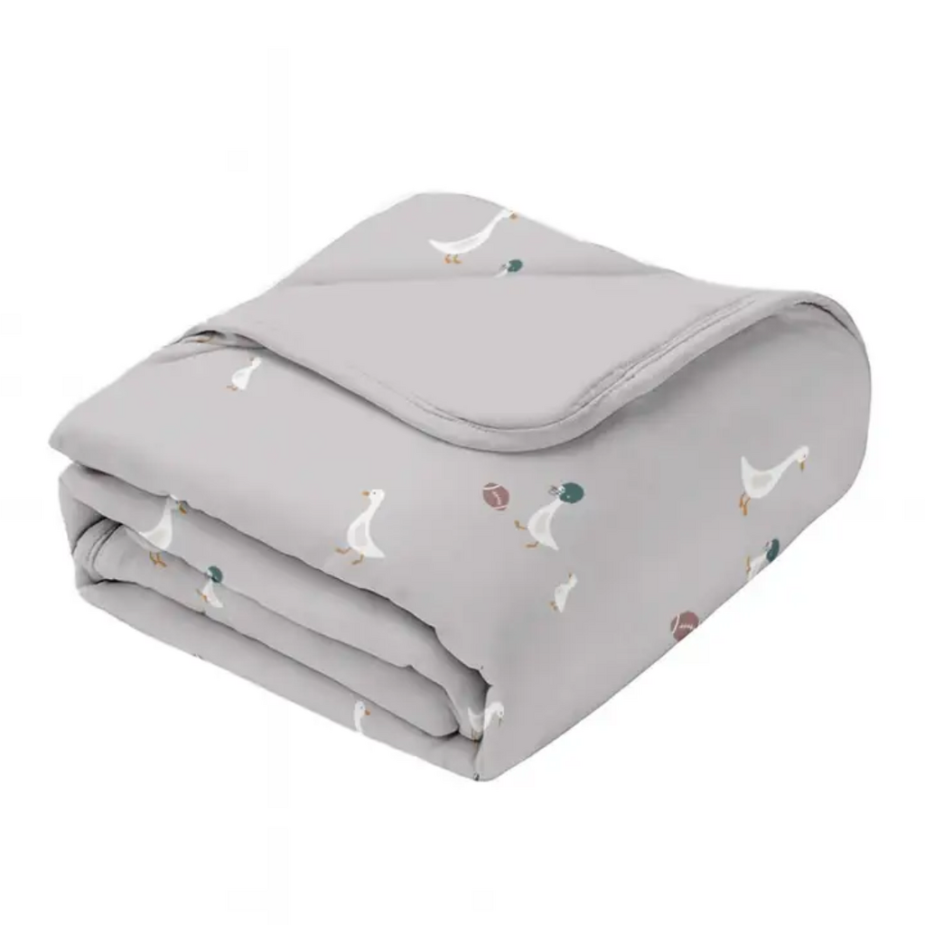 GUNAMUNA CLOUD BLANKET-FOOTBALL GOOSE