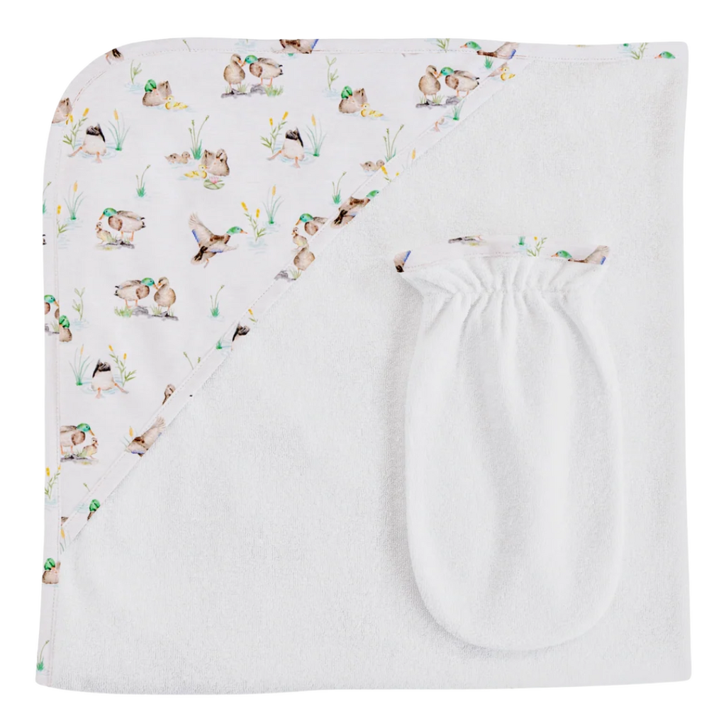 BABY CLUB CHIC Duck Pond Hooded Towel w/Mitt 31"X28"