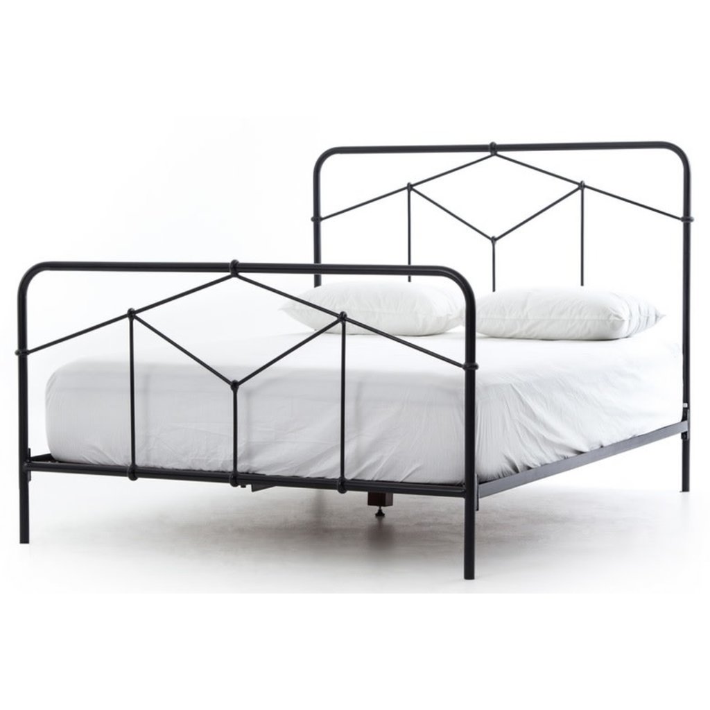 Casey Iron King Bed-Black