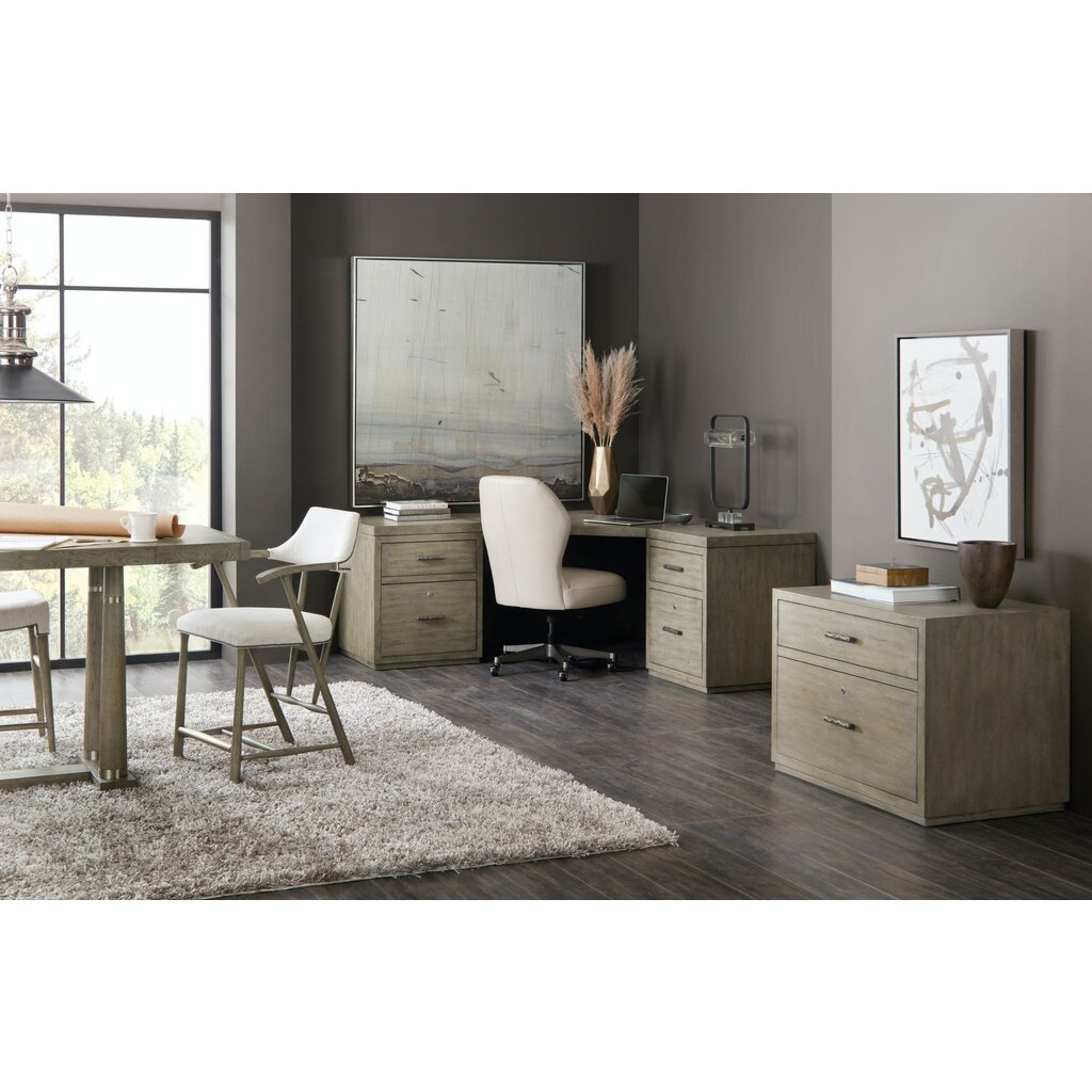 Hooker Furniture Norwood Friendship Table