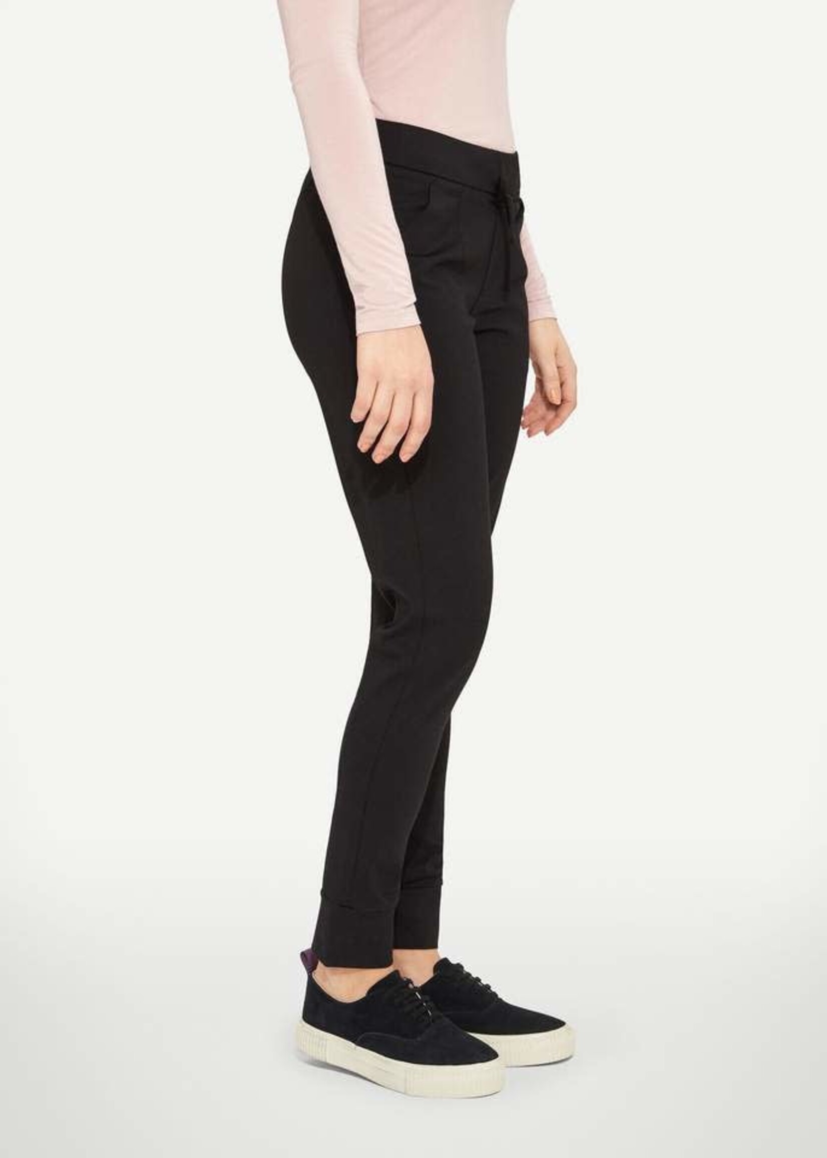 BLACKBULL-JOGGER-4000521900