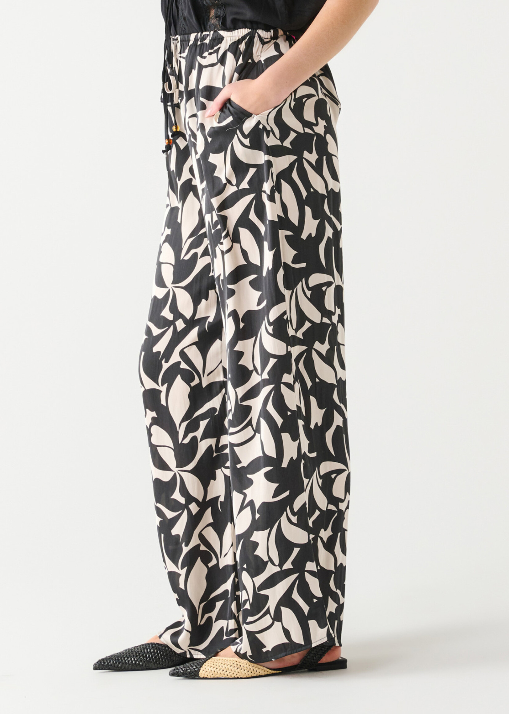 BLACK TAPE BLACK TAPE-PANTALON ÉVASÉ-2322726T