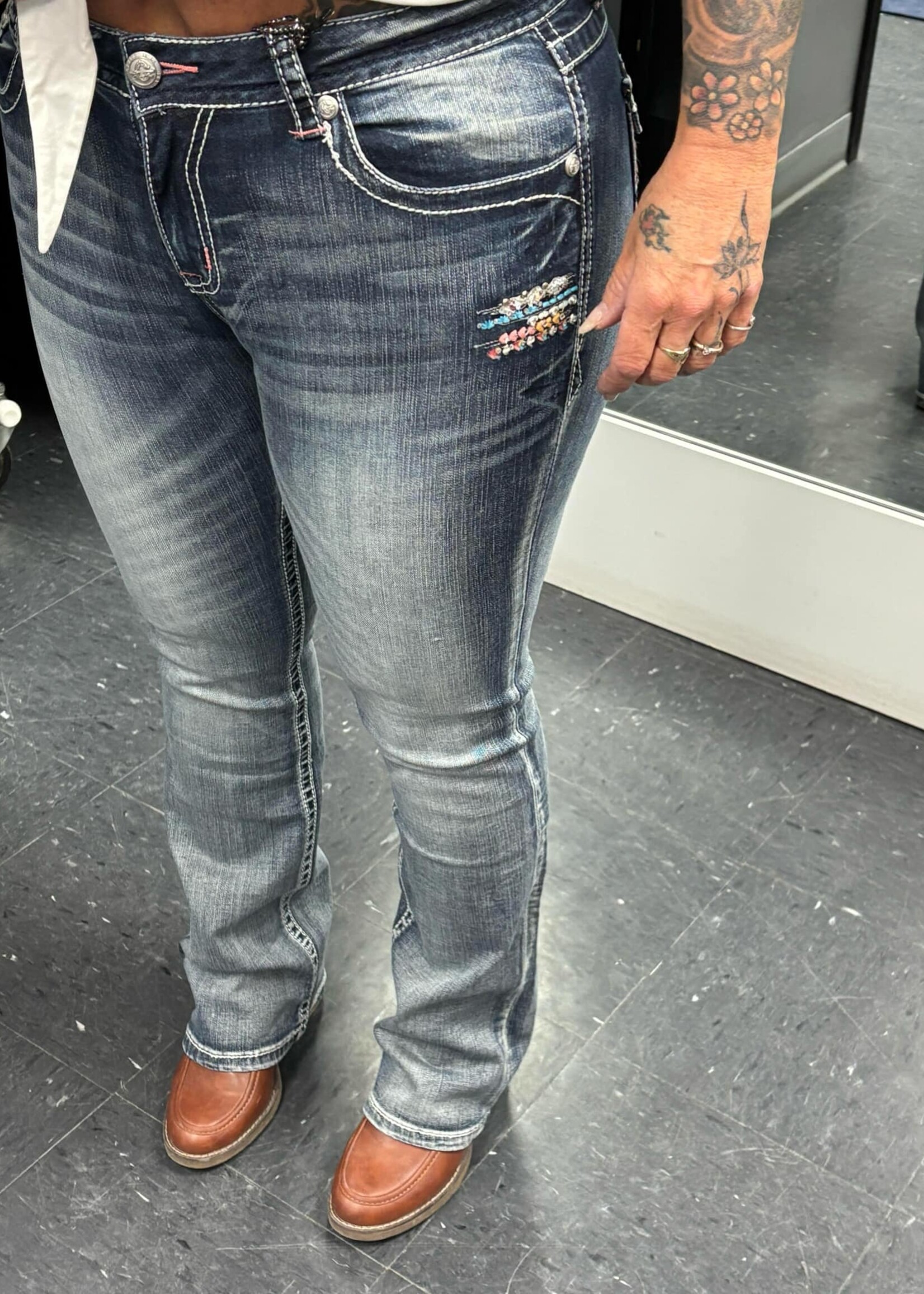 GRACE-BOOT JEANS-2025