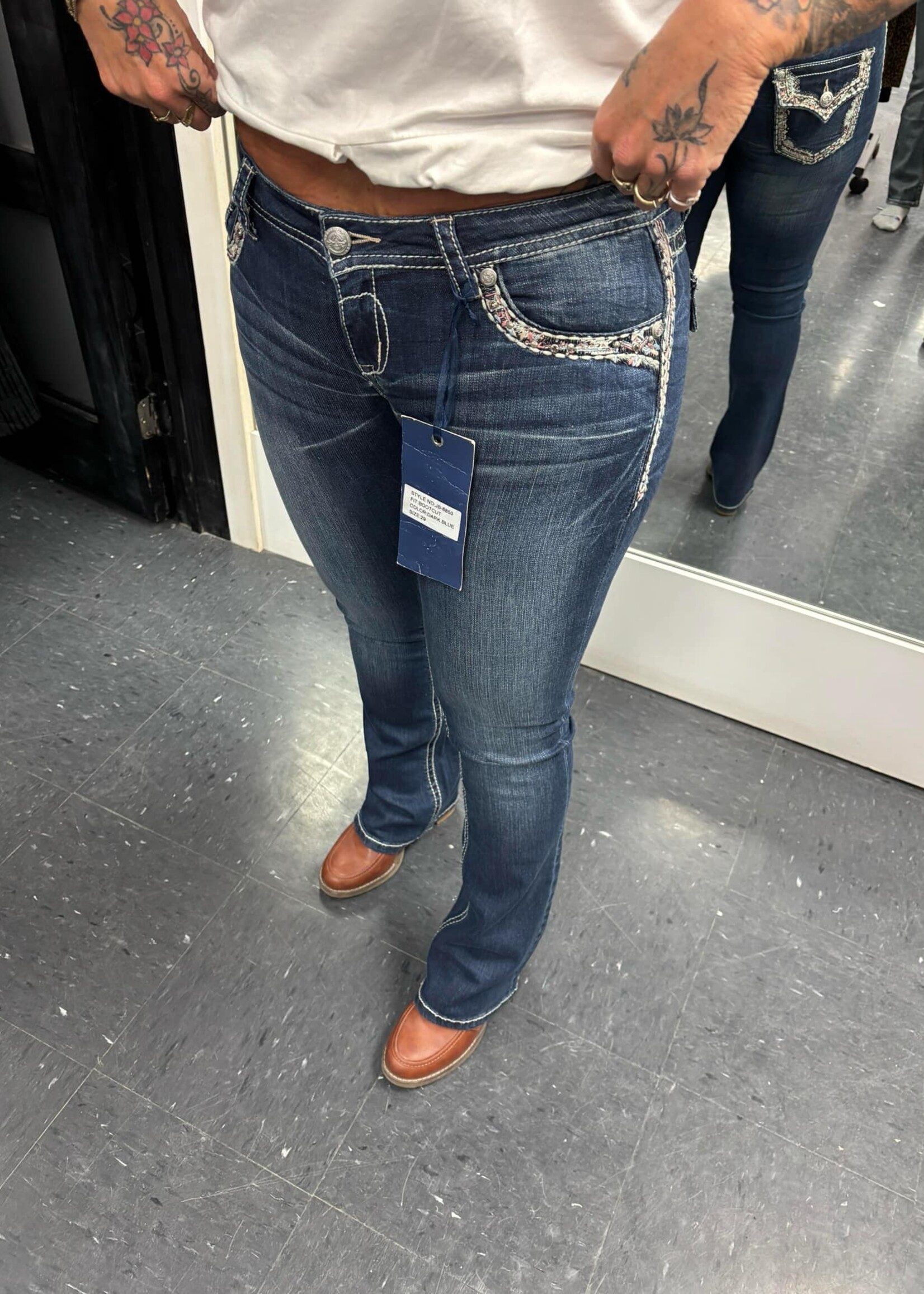 GRACE-BOOT JEANS-2025