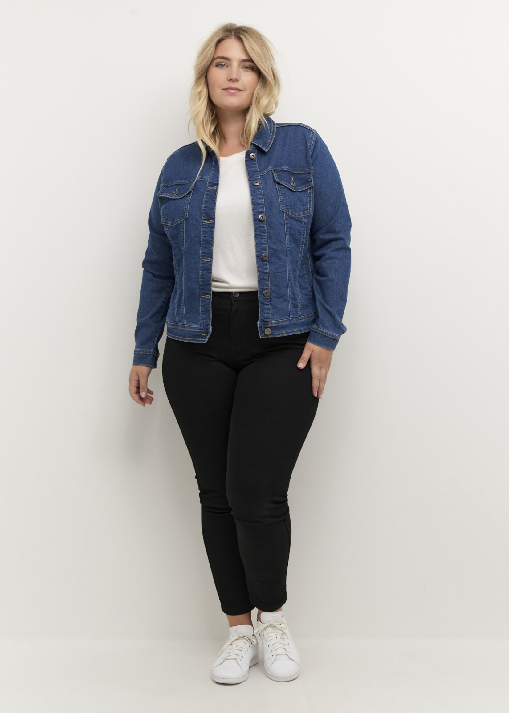 KAFFE CURVE KAFFE CURVE-VESTE EN JEANS-10581452