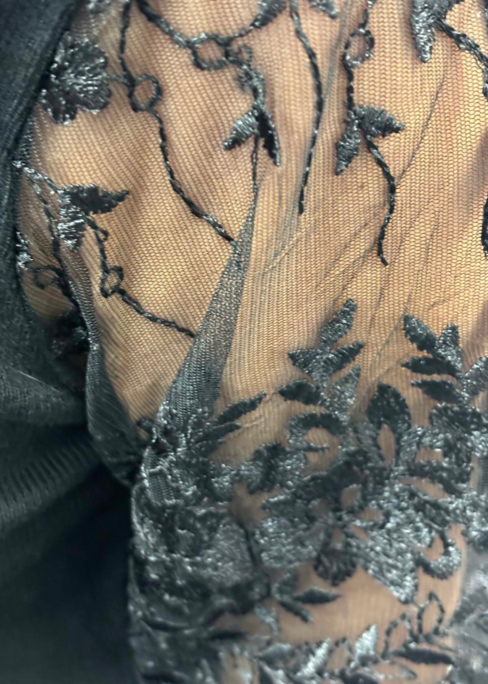 BH JEANS BH JEANS-CHANDAIL MANCHE DENTELLE-L900