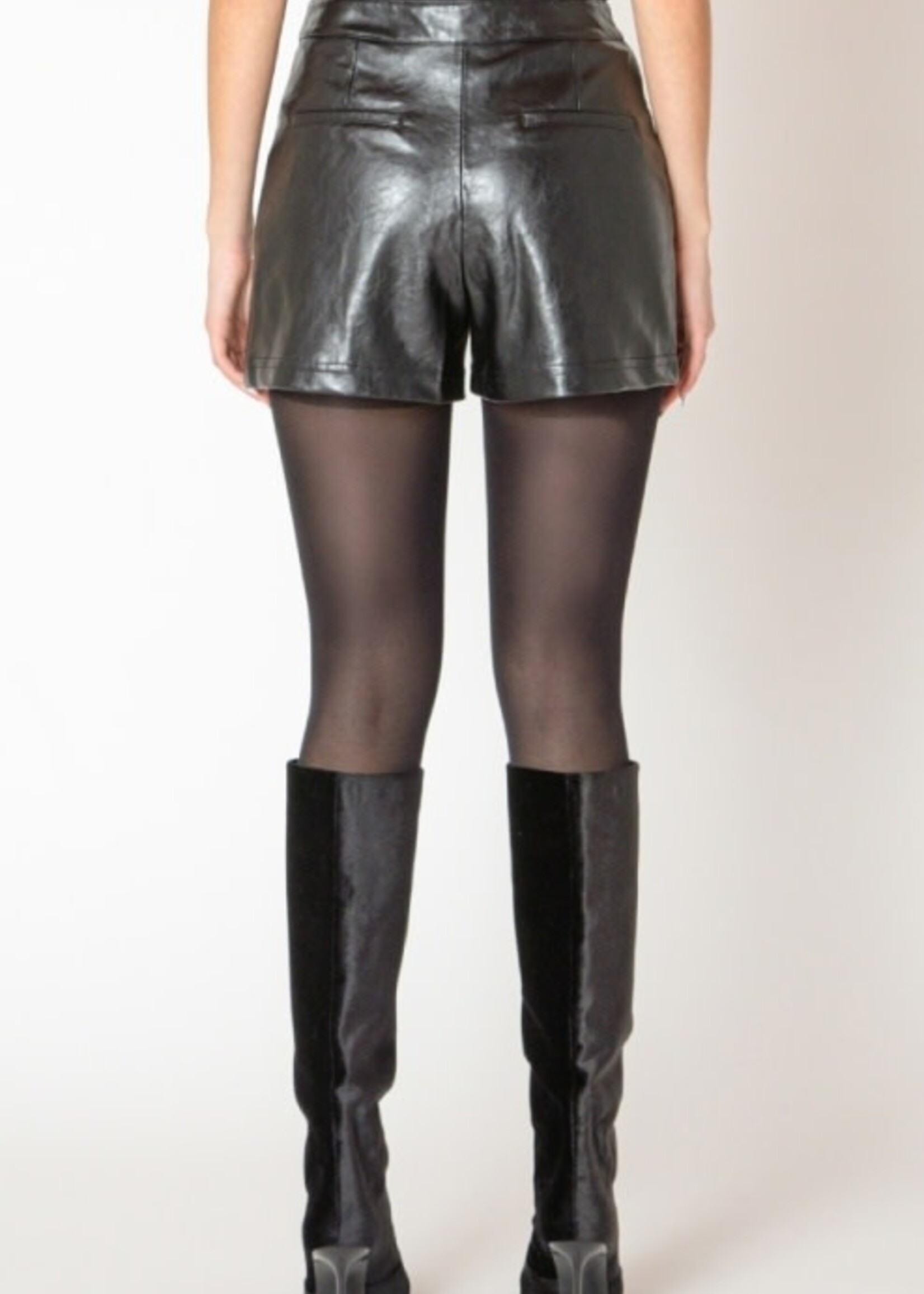 BLACK TAPE BLACK TAPE-SHORT EN FAUX CUIR-2622213T