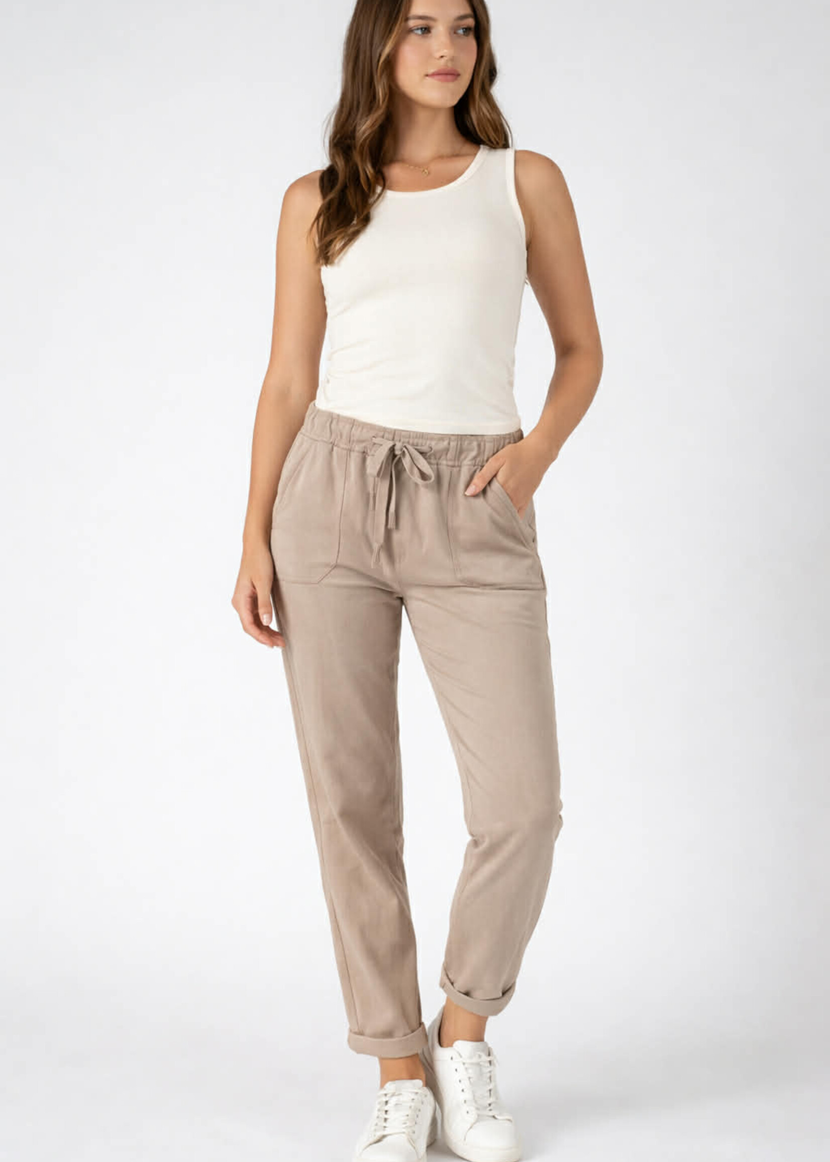 DKR-CO-JOGGER-CAPRI-IPJ-100