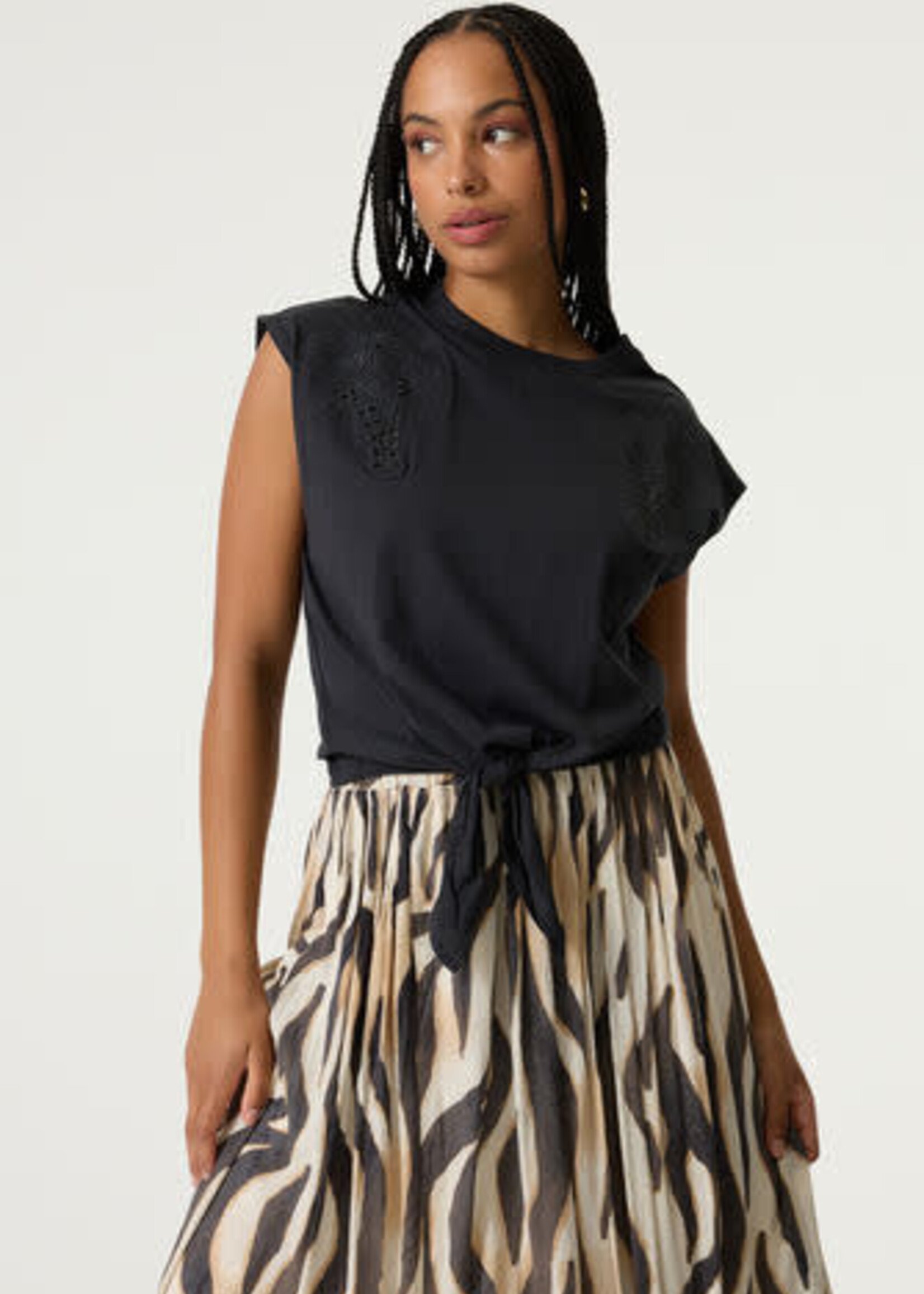 GARCIA GARCIA-T-SHIRT AVEC NOEUD-Q260003