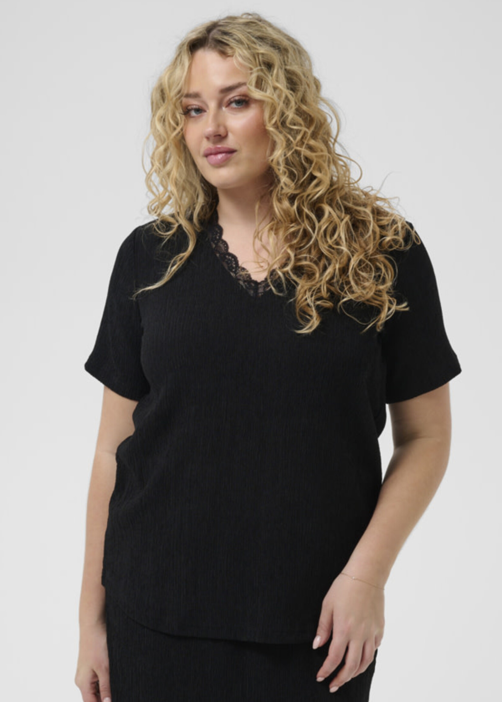 KAFFE CURVE KAFFE CURVE-T-SHIRT COL EN V-10584299