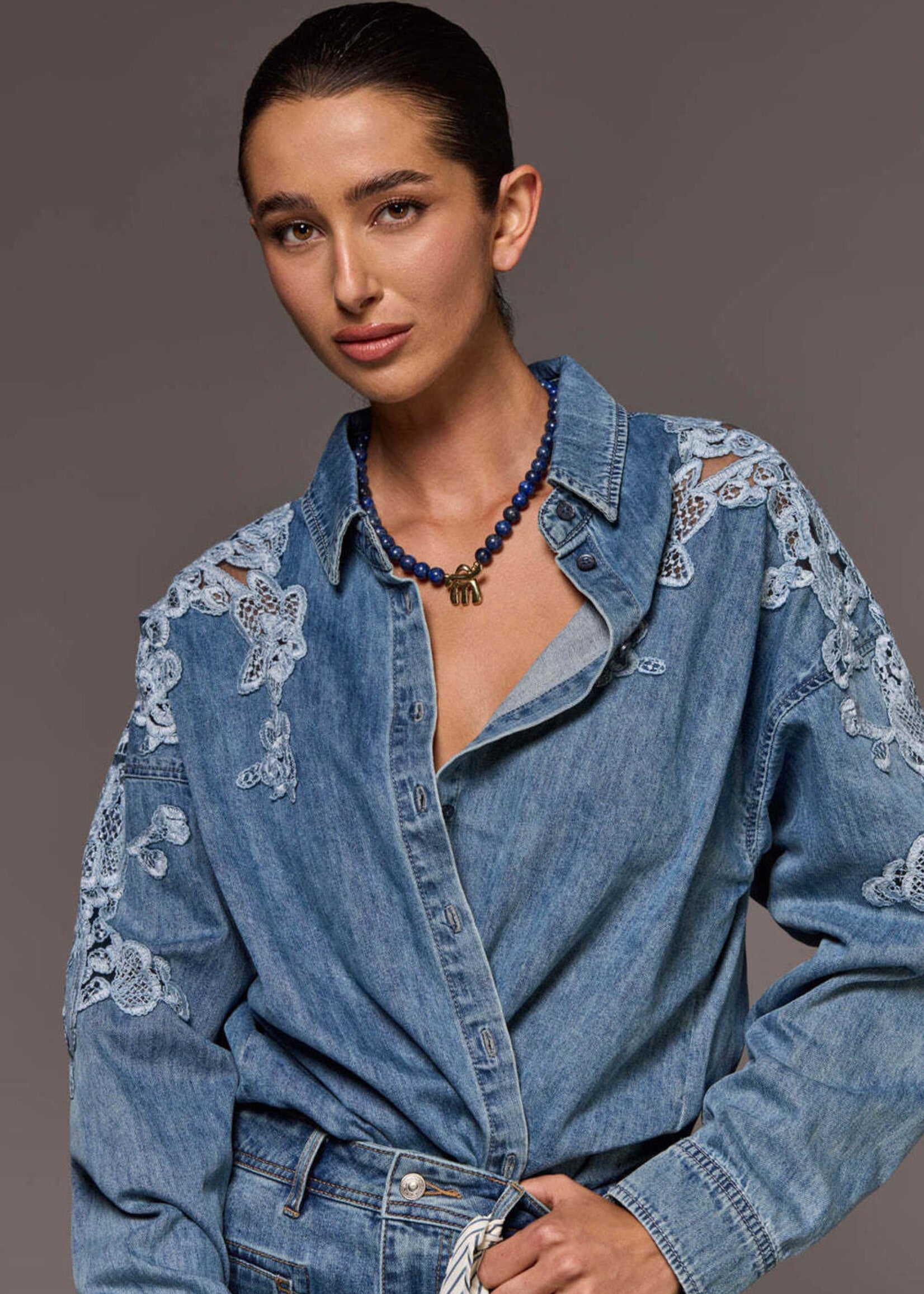TRIBAL FASHION TRIBAL-CHEMISE EN DENIM AVEC DENTELLE-6006O
