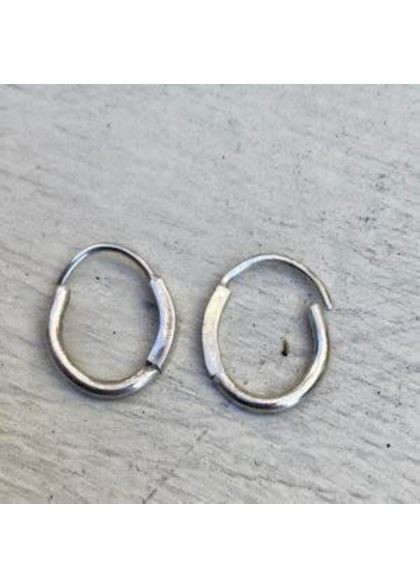 Studio Fran Studio Fran The Perfect Little Silver Hoops