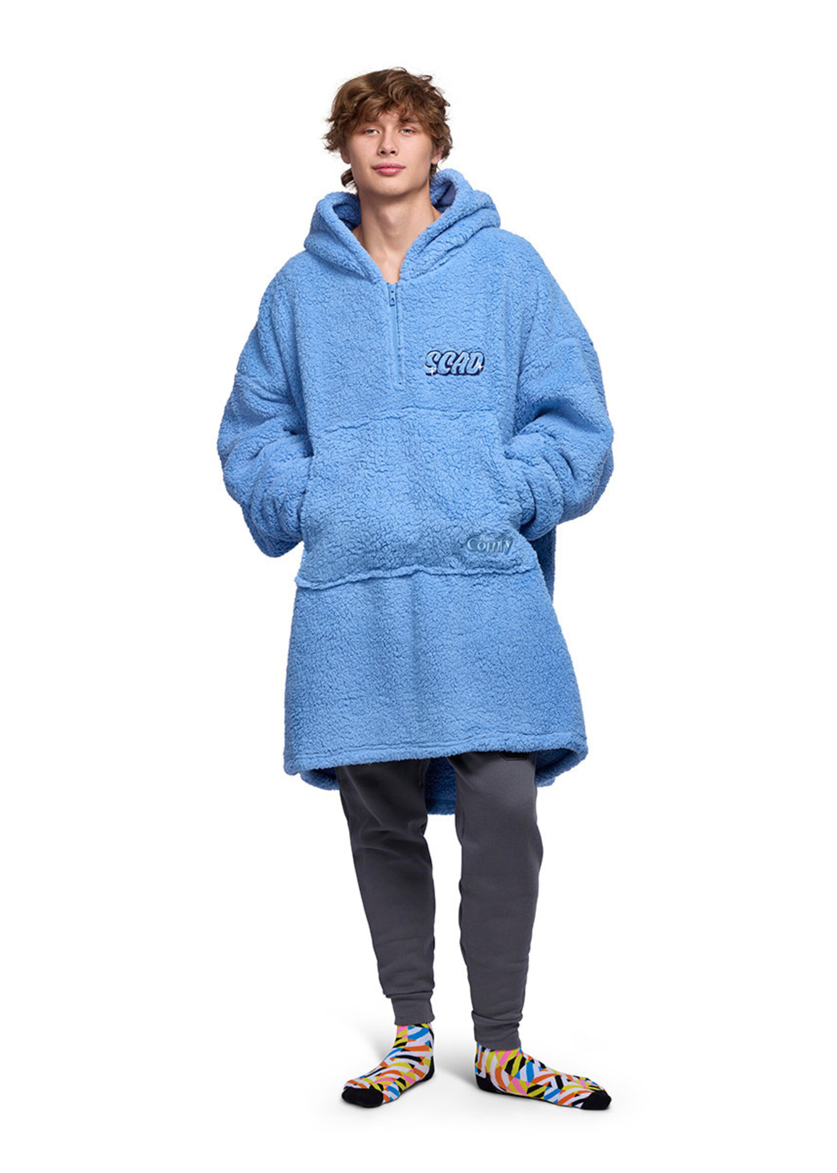 SCAD SCAD Nostalgic Sherpa Wearable Blanket