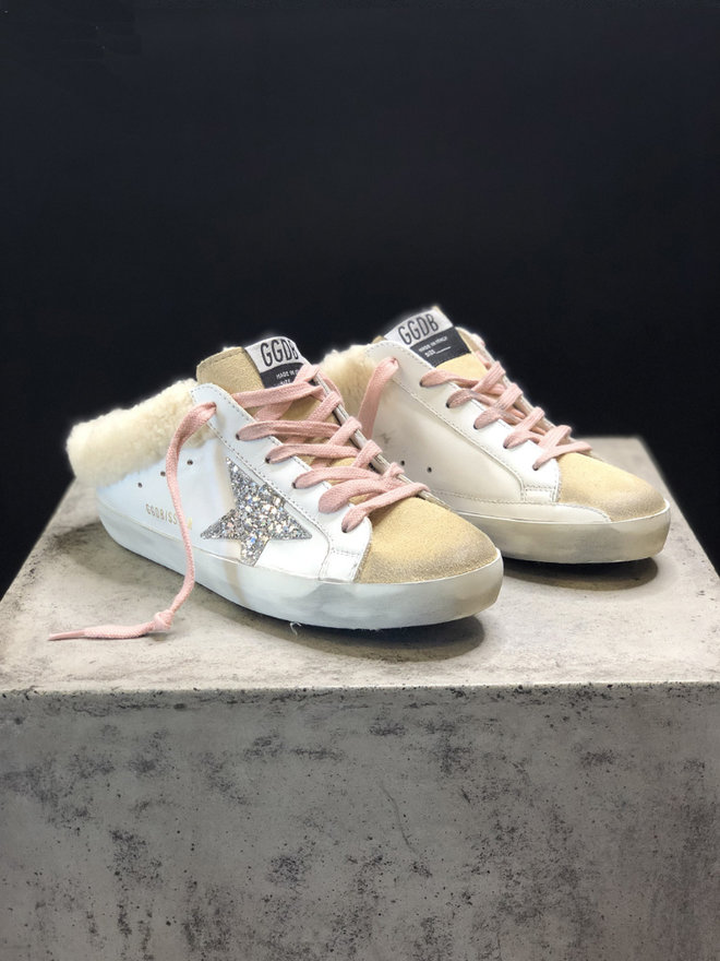 golden goose shearling slide