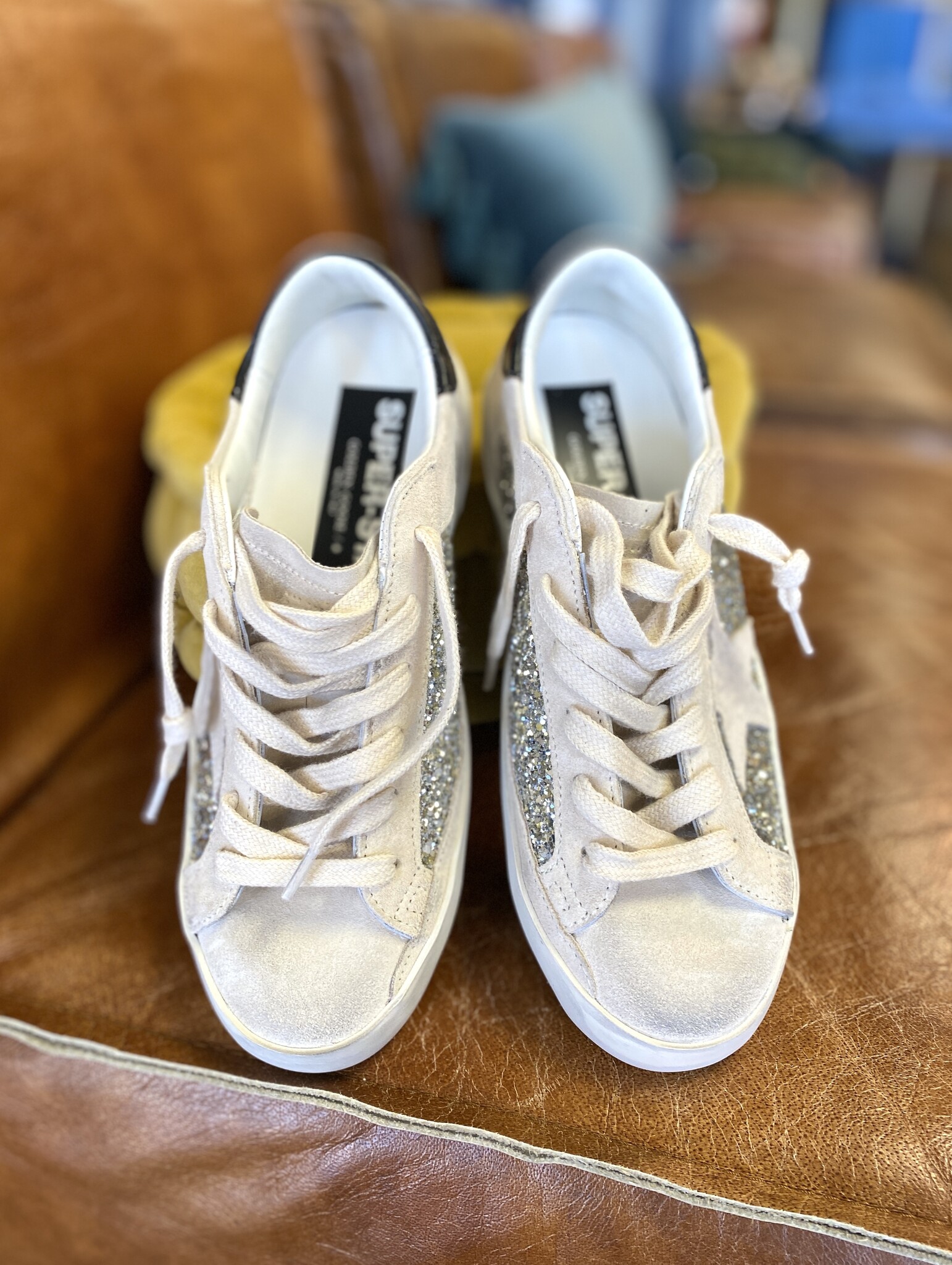 Women's Super-Star sneakers with gold foxing