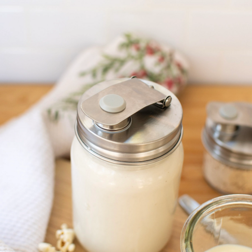 Pourable Mason Jar Lid