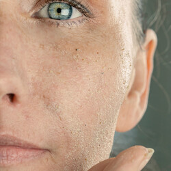 Anti Aging Facial Polish with Vitamin C, E, A