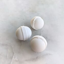 Renees Handmade Bath Bomb (Jasmine)