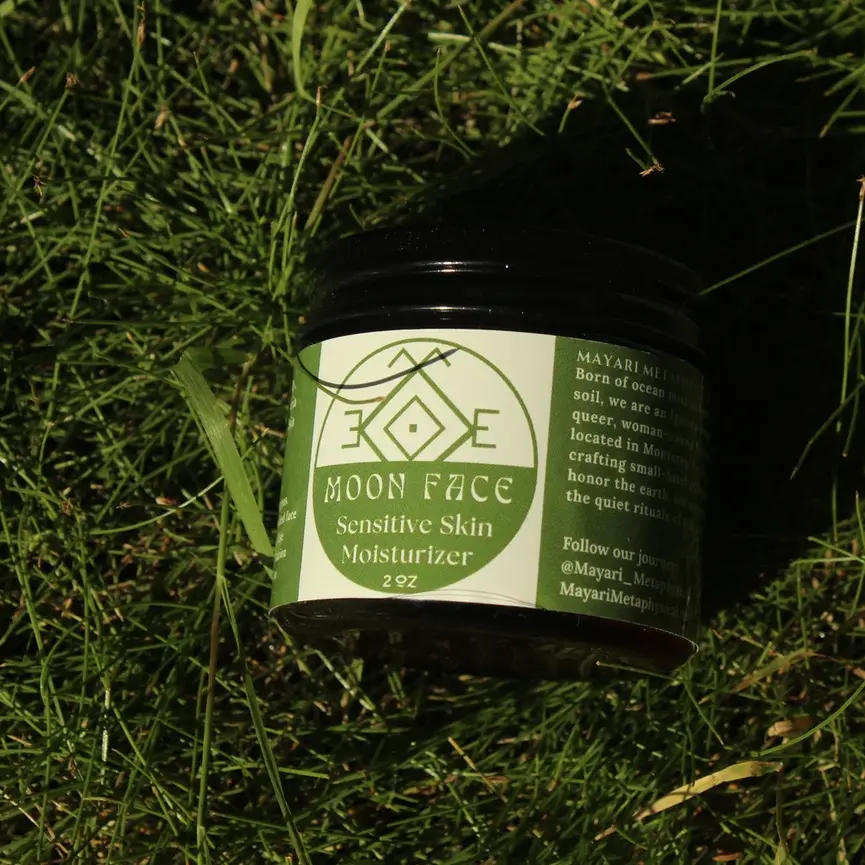 Moon Face Sensitive Skin Moisturizer Jar