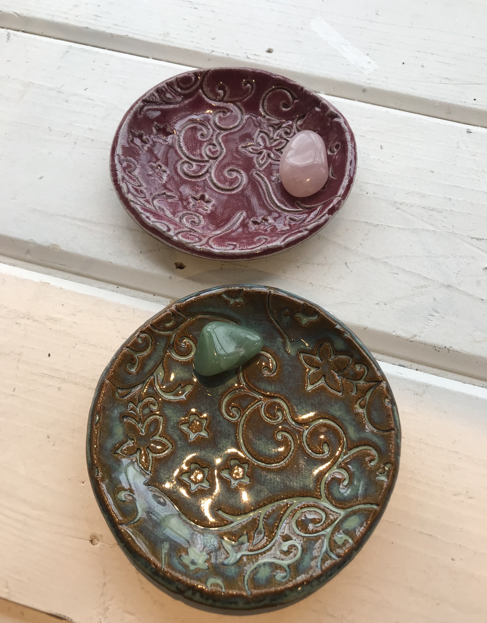 Loose Herb Holder: Round Dish (Assorted)